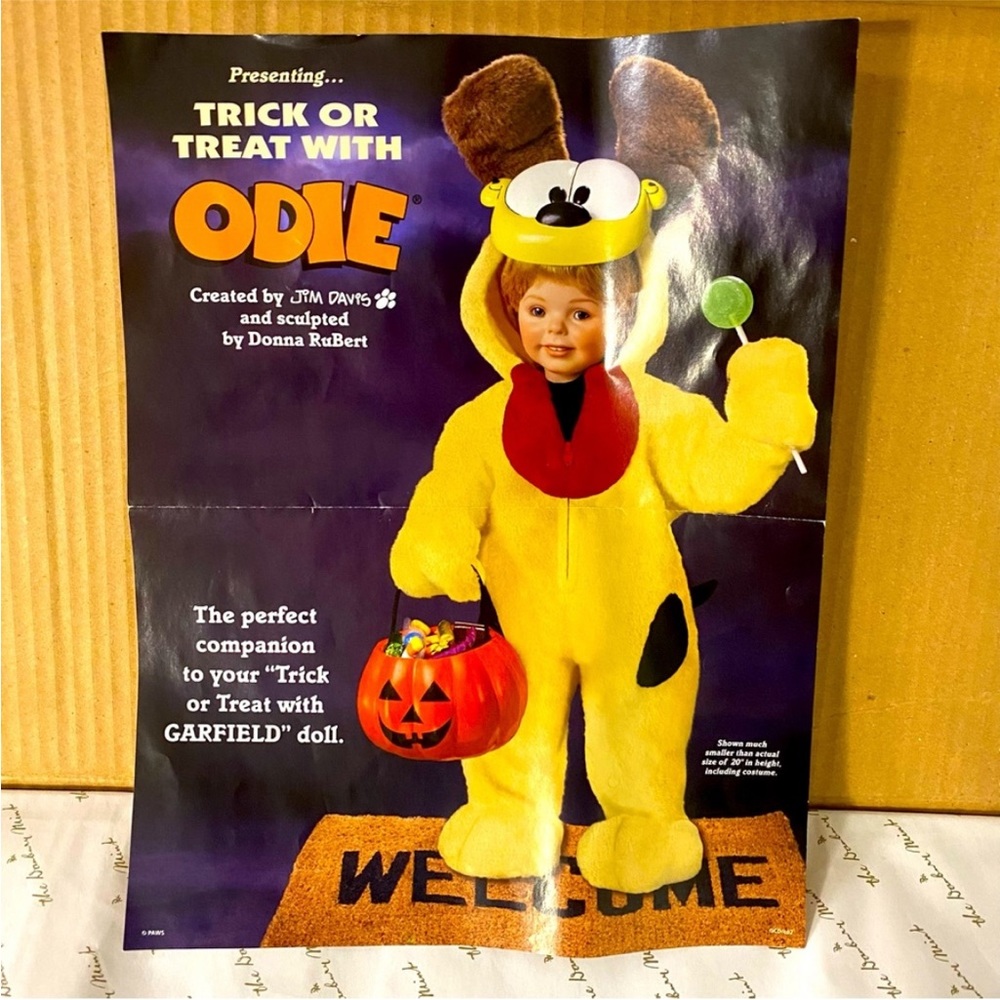 Rare Vintage Trick Or Treat Garfield by Donna RuBert